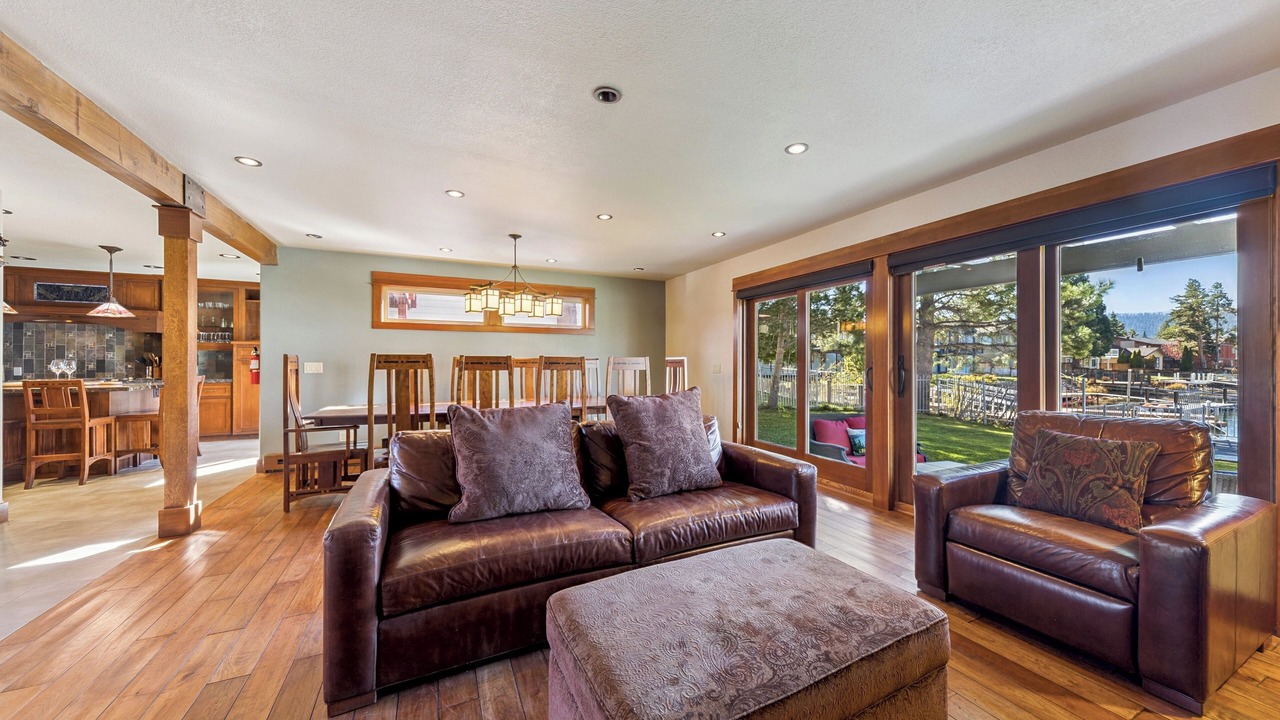 Photo of Livingroom in Tahoe Keys