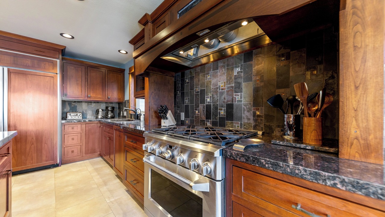 Photo of Kitchen in Tahoe Keys