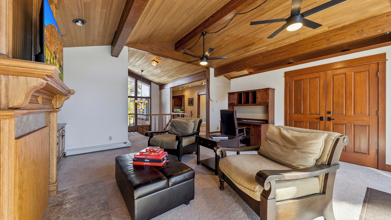 Photo of Livingroom in Tahoe Keys