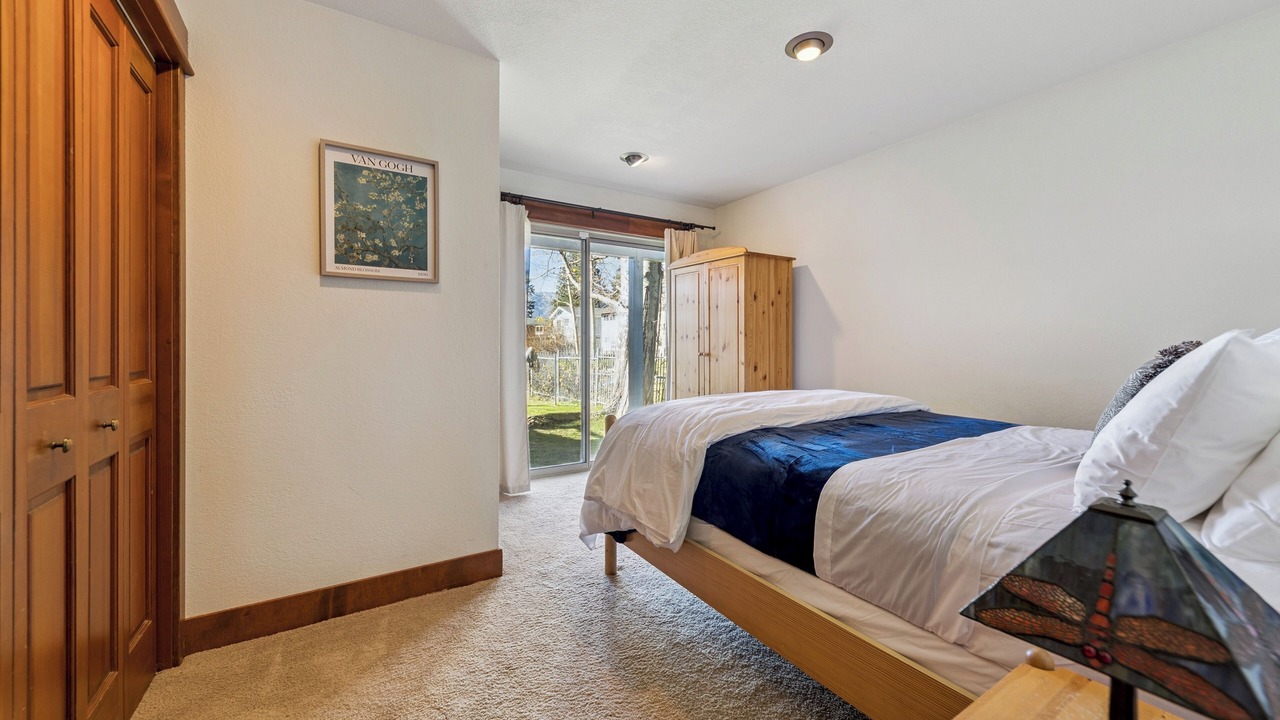 Photo of Bedroom in Tahoe Keys