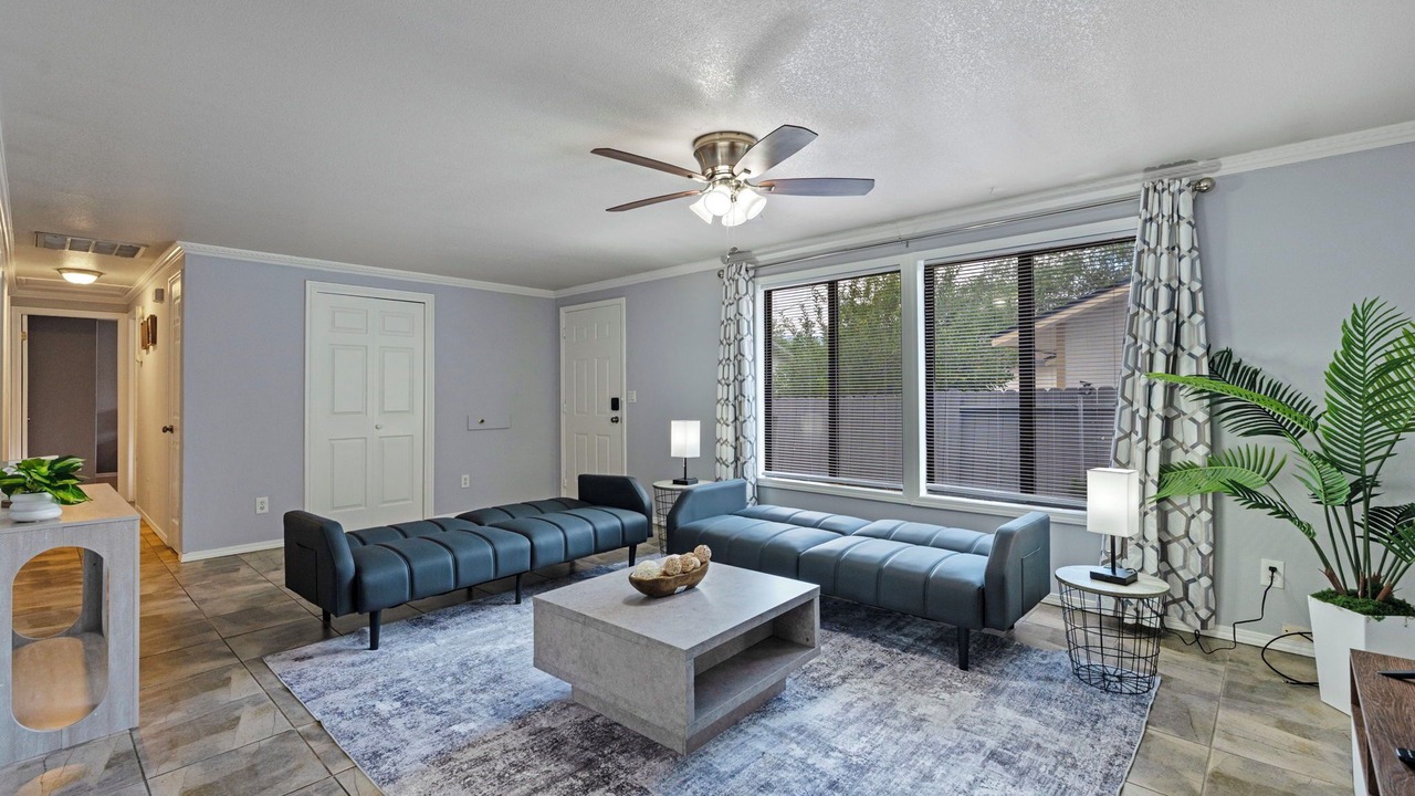 Photo of Livingroom in Reno