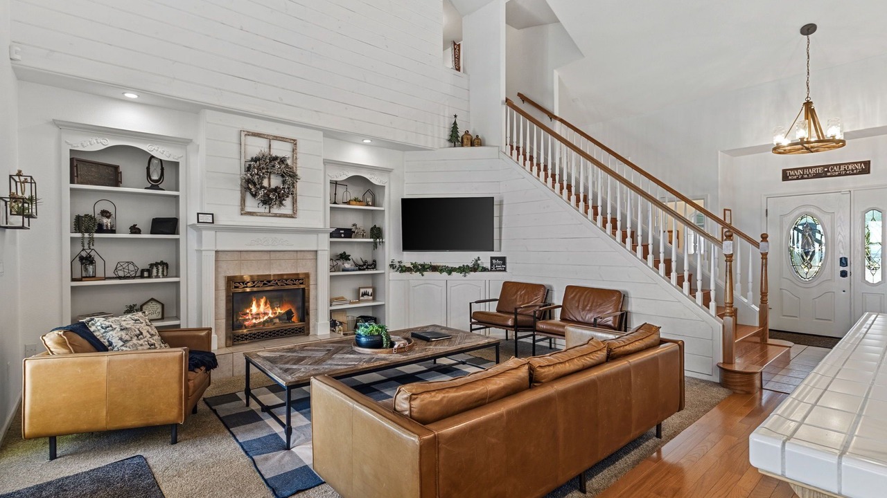 Photo of Livingroom in Mi-Wuk Village