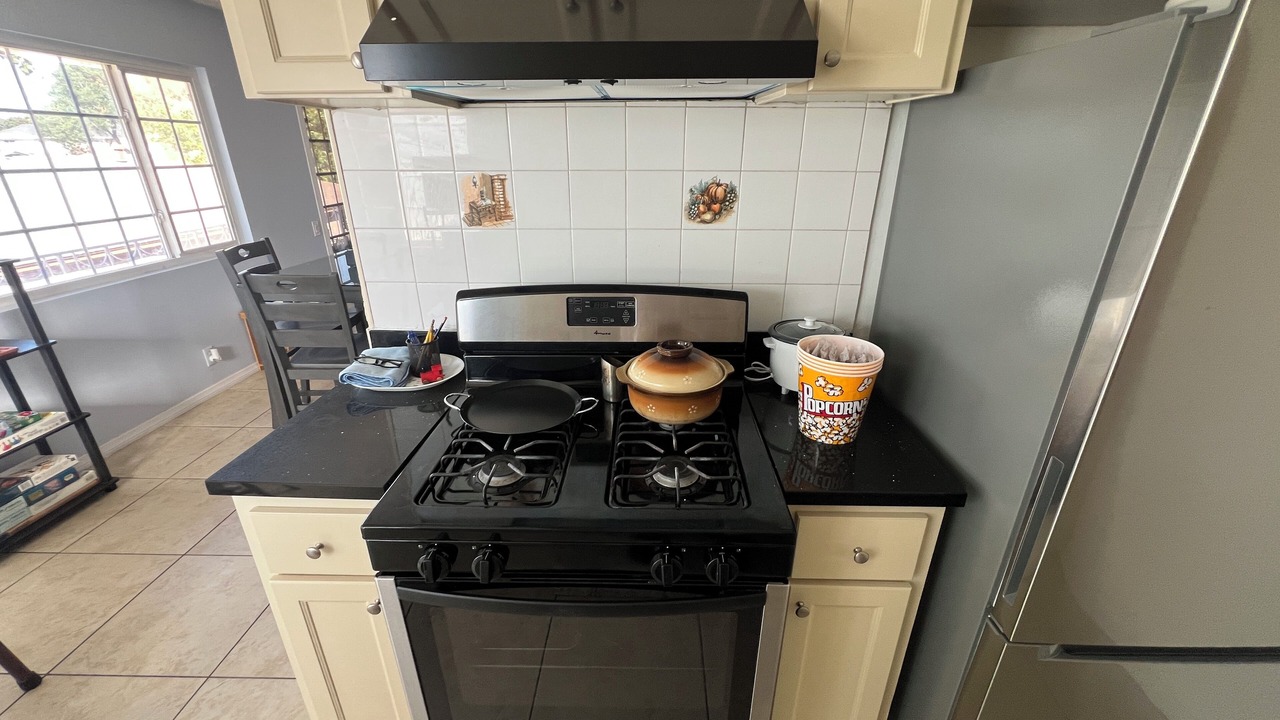 Photo of Kitchen in South Gate