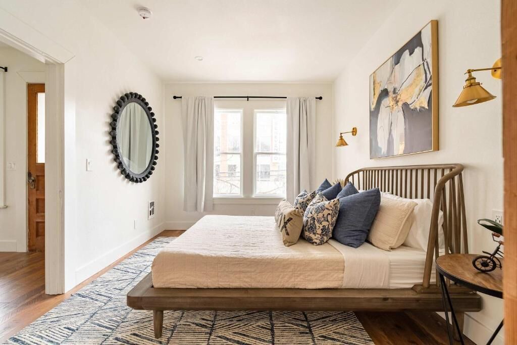 Photo of Bedroom in Uptown