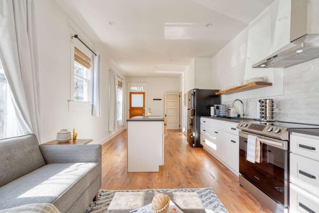 Photo of Kitchen in Uptown