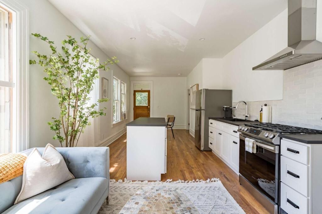 Photo of Kitchen in Uptown