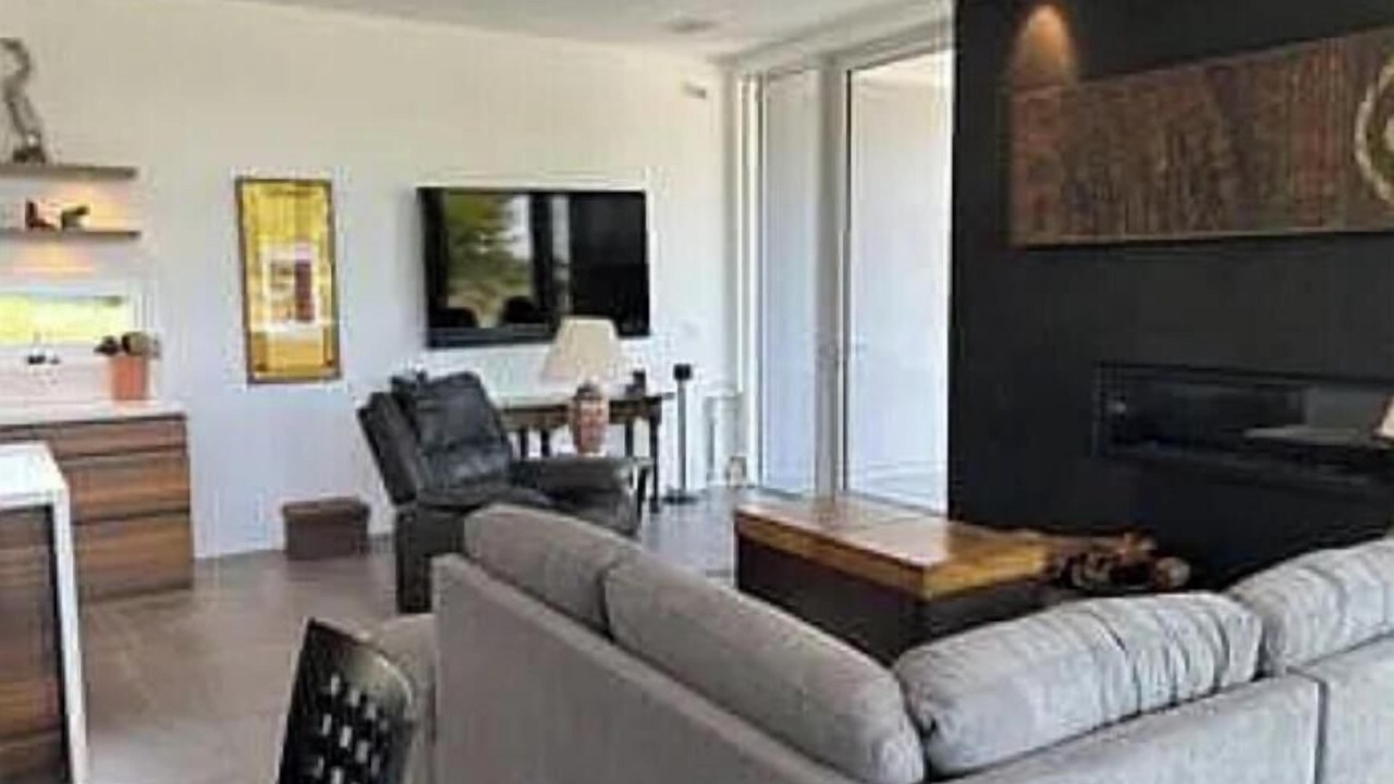 Photo of Livingroom in St. Helena