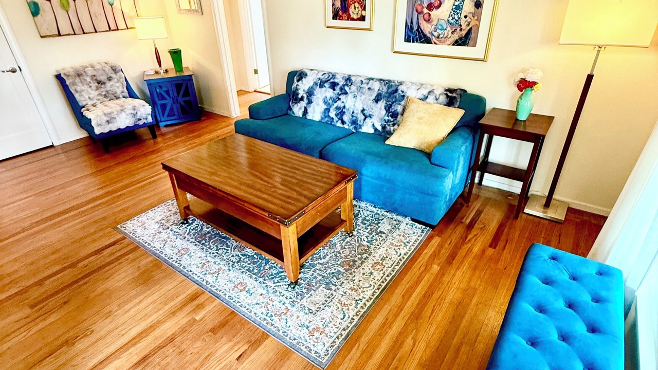 Photo of Livingroom in East Sacramento