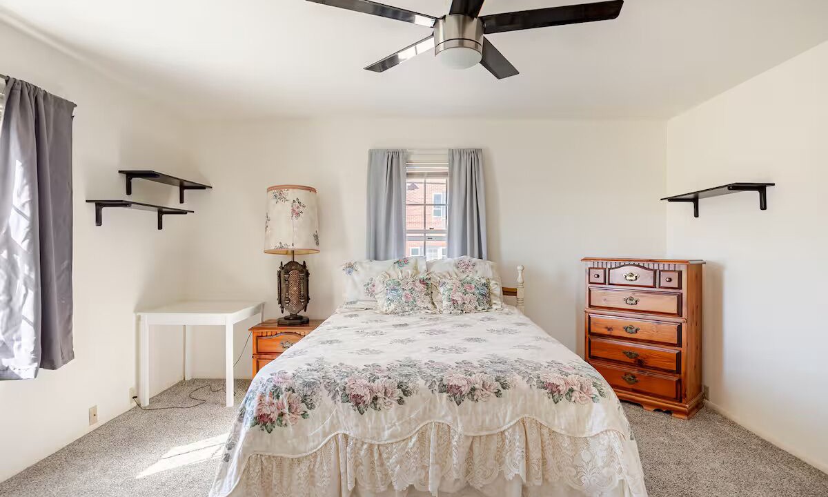 Photo of Bedroom in Oroville