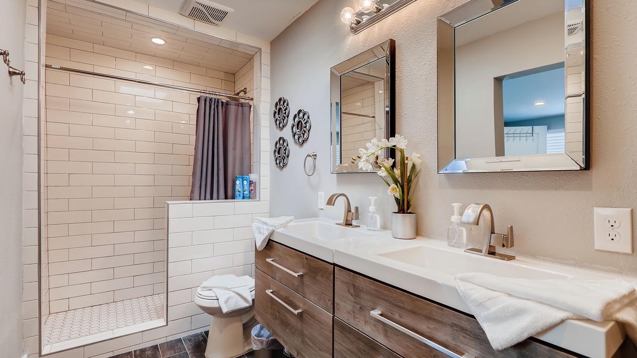 Photo of Bathroom in Scottsdale Estates Nine
