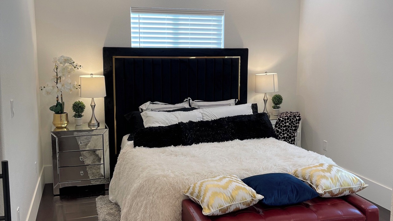 Photo of Bedroom in Pittsburg