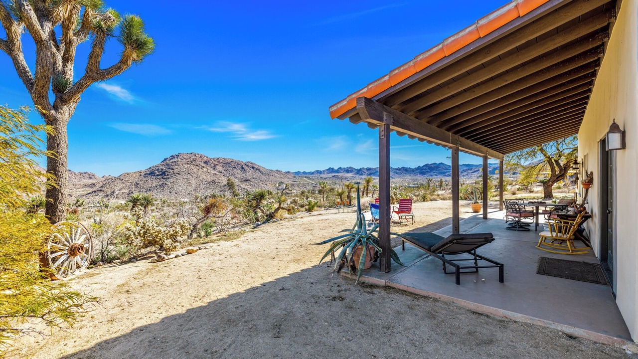 Photo of Patio Balcony in Joshua Tree Highlands