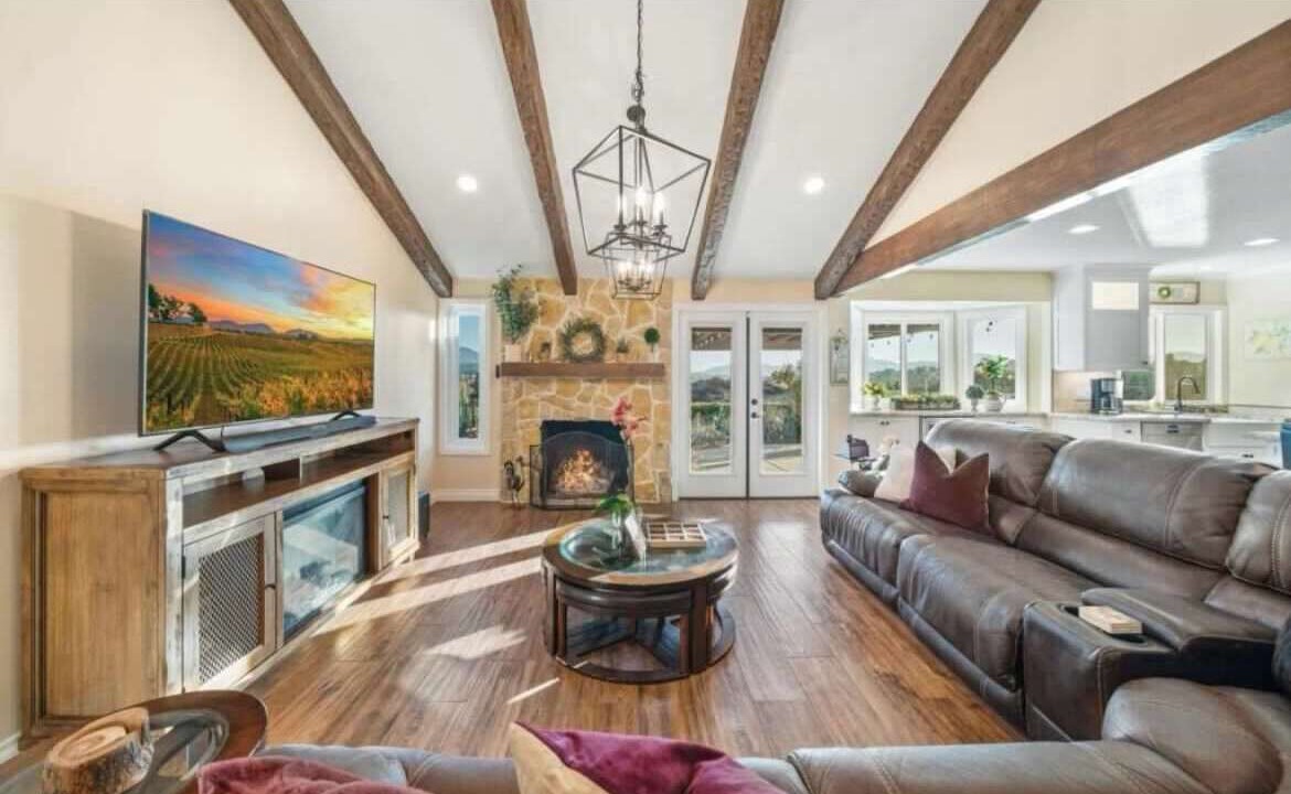 Photo of Livingroom in Temecula