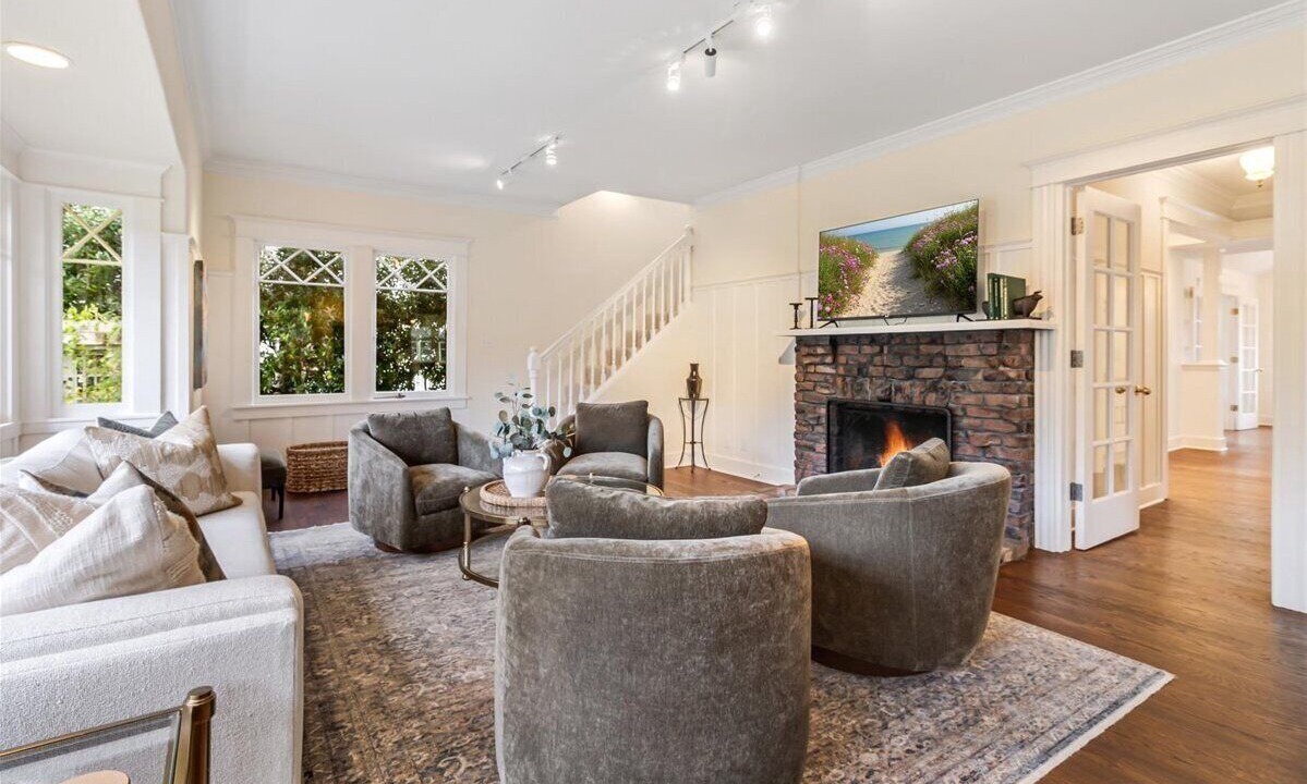 Photo of Livingroom in Pacific Grove
