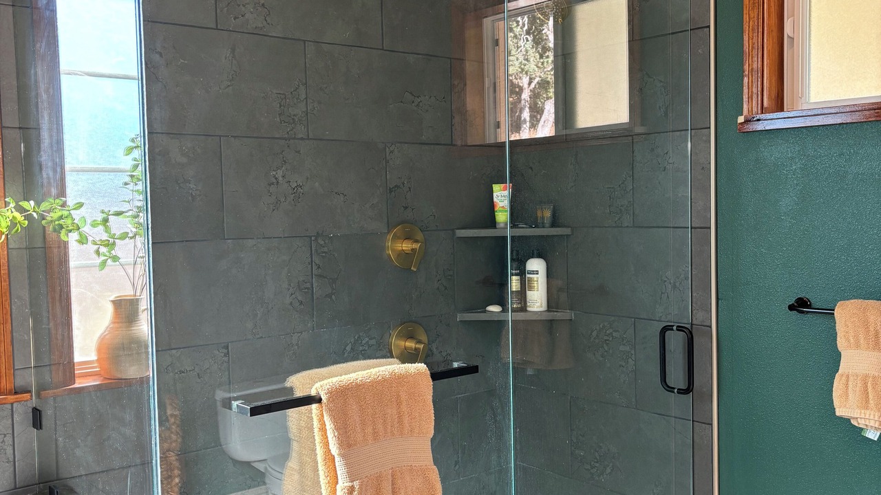 Photo of Bathroom in Clearlake