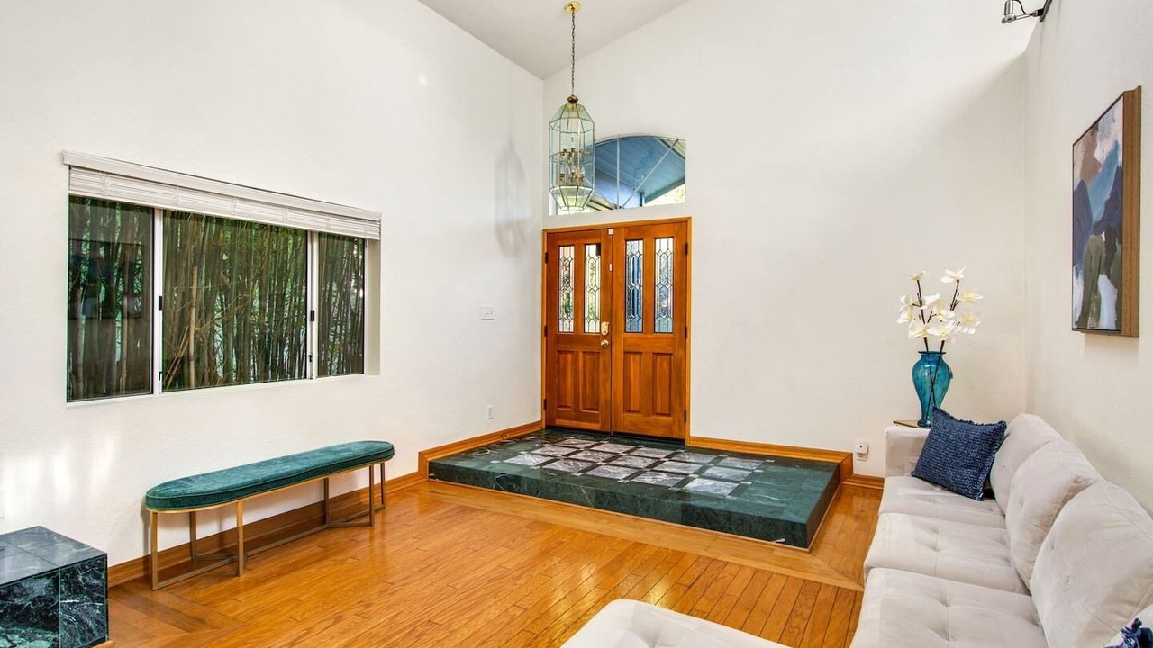 Photo of Livingroom in Capistrano Beach