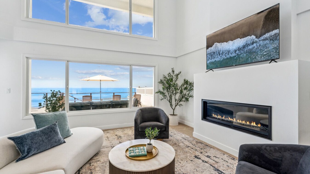 Photo of Livingroom in Capistrano Beach
