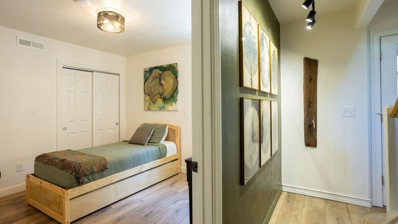 Photo of Bedroom in Chico