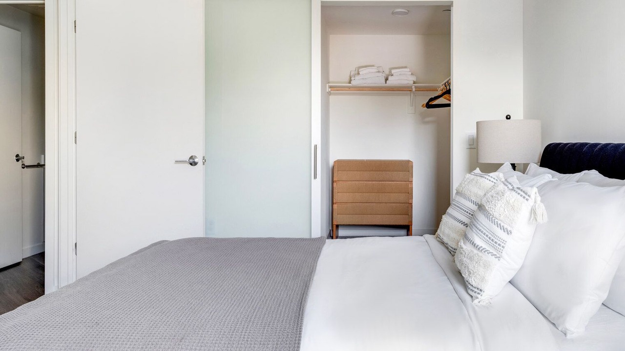 Photo of Bedroom in Alameda