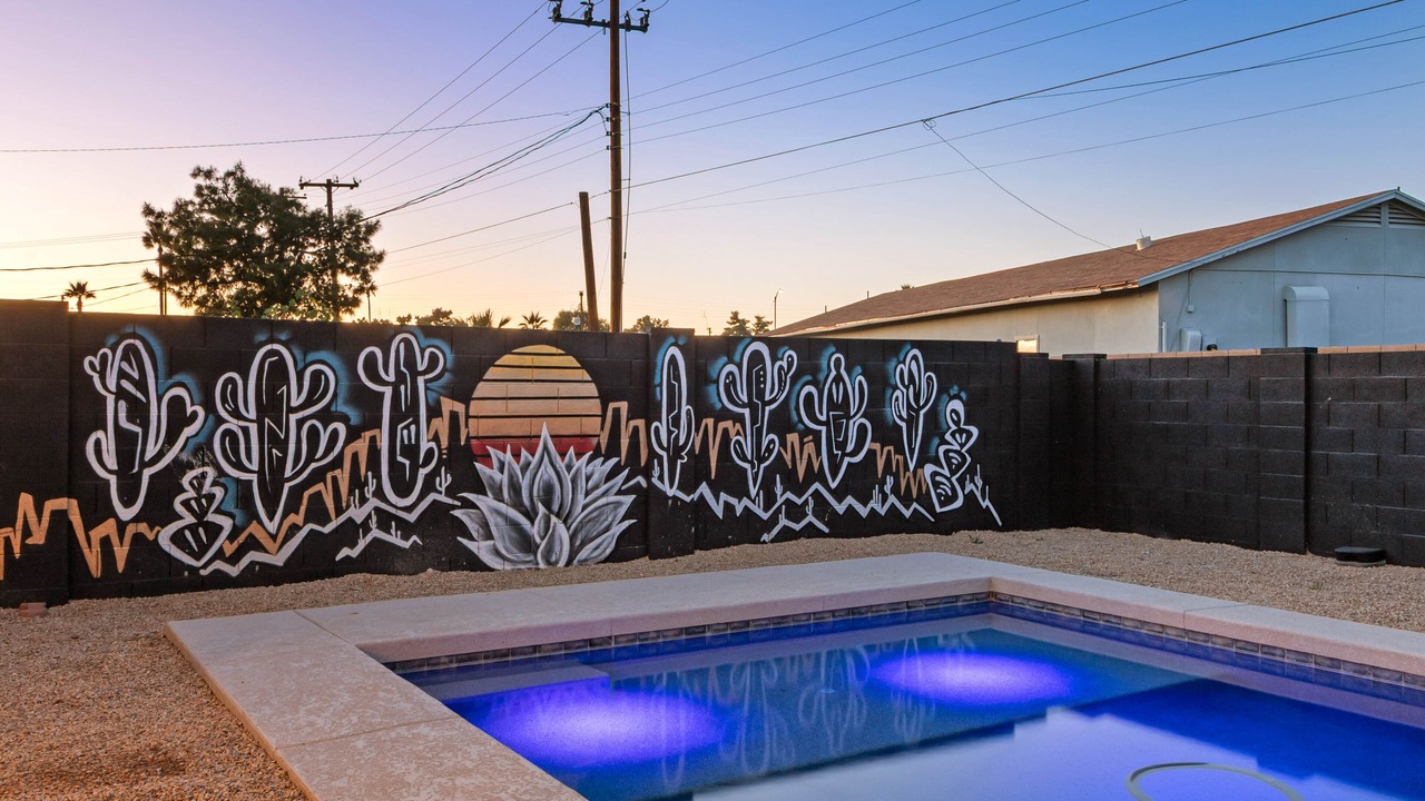 Photo of Outdoor in New Papago Parkway