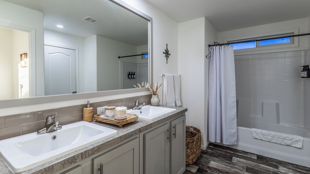 Photo of Bathroom in Desert Hills
