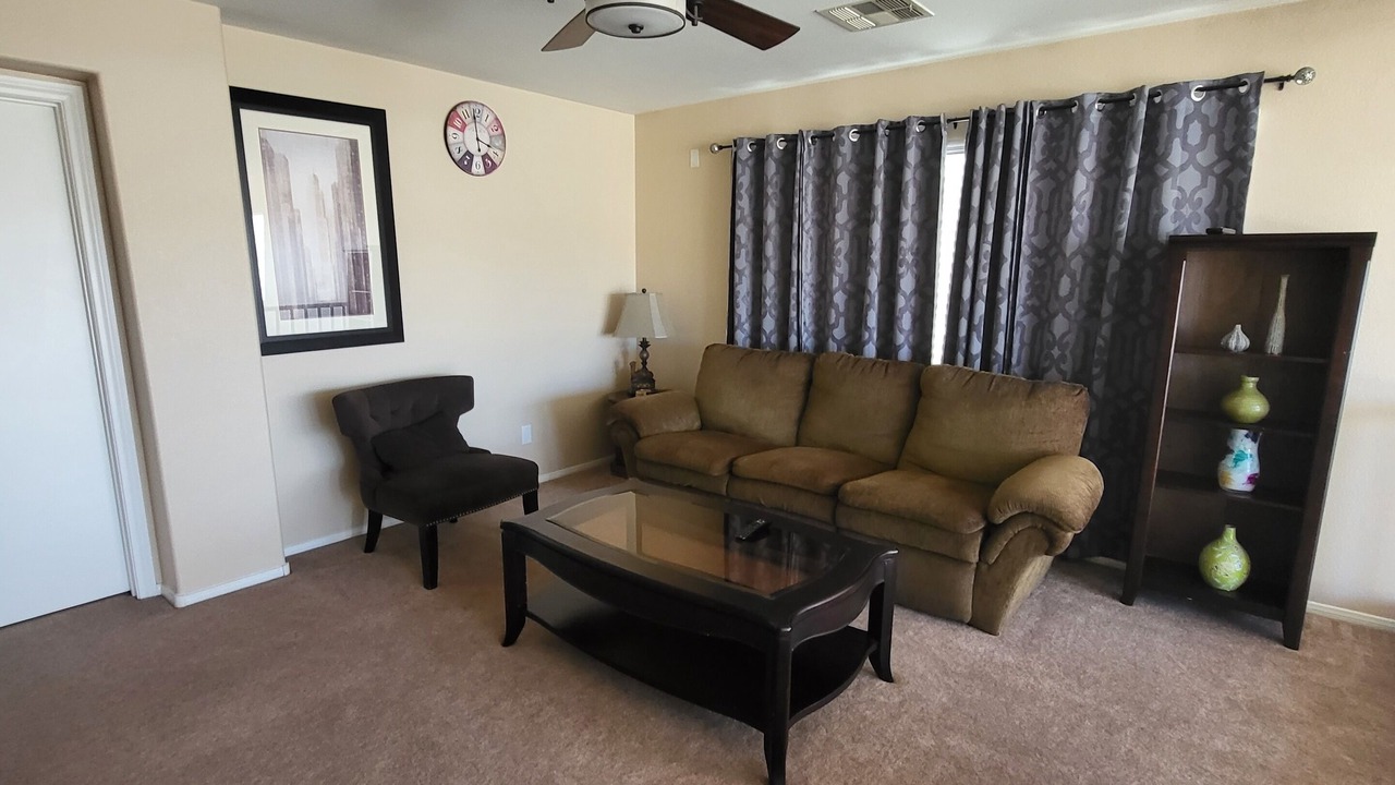 Photo of Livingroom in Rhodes Ranch