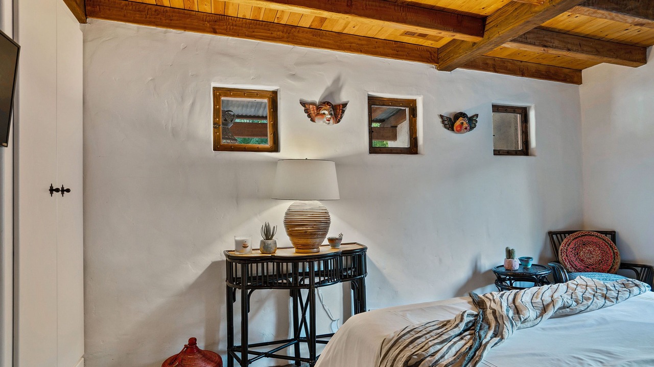 Photo of Bedroom in Magnesia Falls Cove
