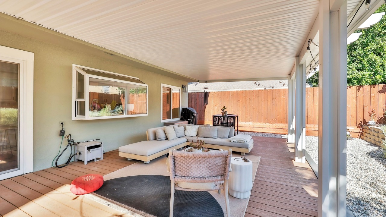 Photo of Patio Balcony in Northgate