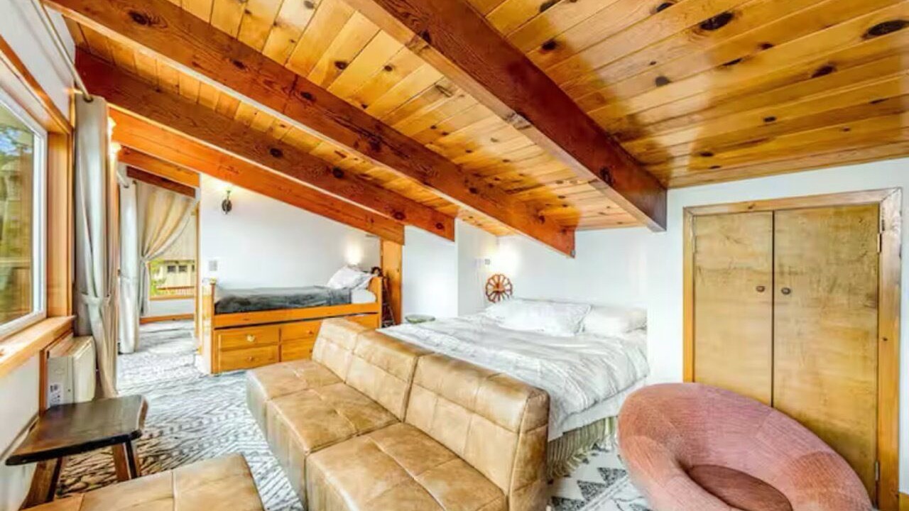 Photo of Bedroom in Fawnskin