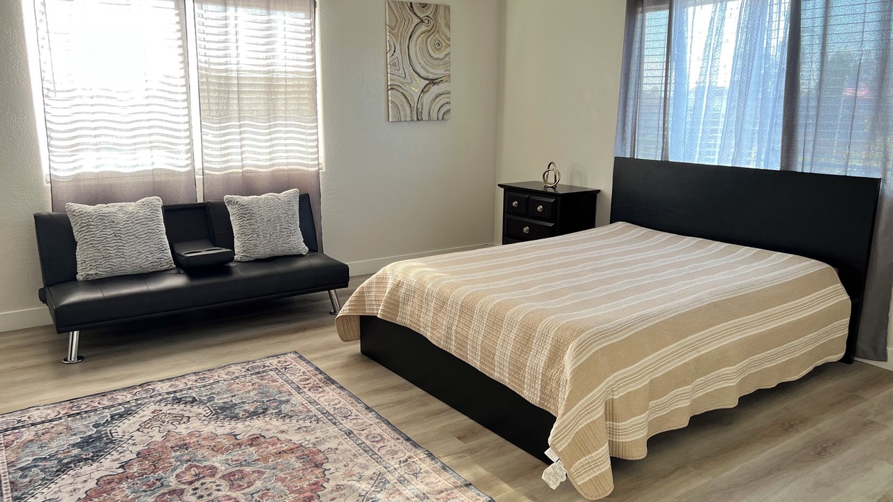 Photo of Bedroom in Mira Mesa