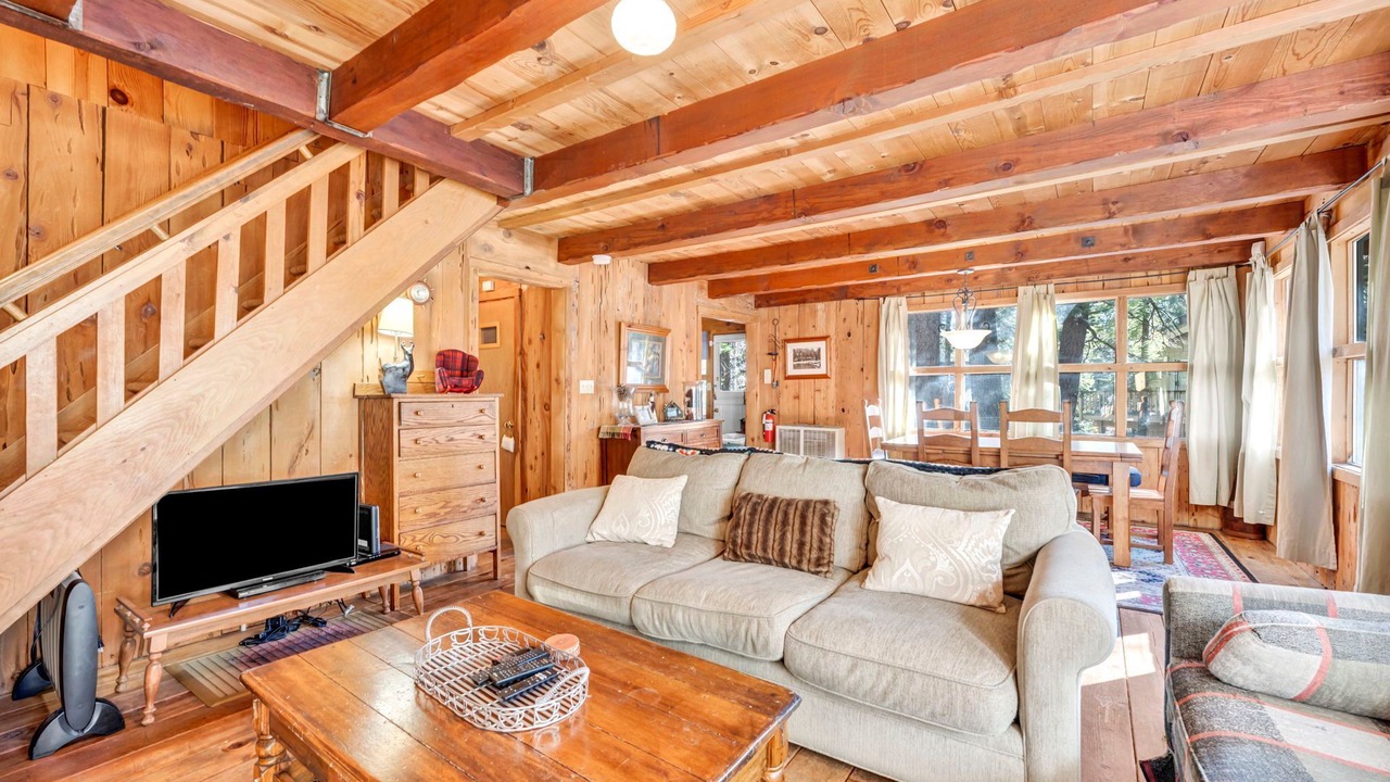 Photo of Livingroom in McKinney Estates