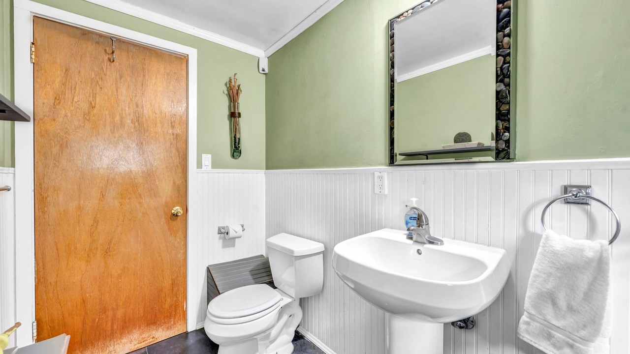 Photo of Bathroom in McKinney Estates