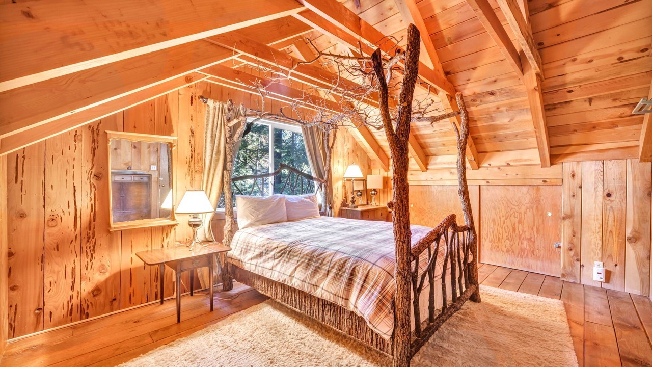 Photo of Bedroom in McKinney Estates