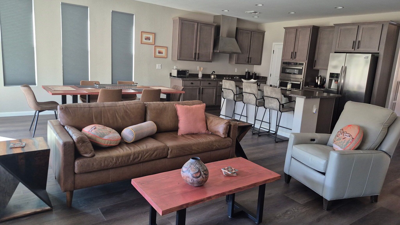 Photo of Livingroom in Wickenburg
