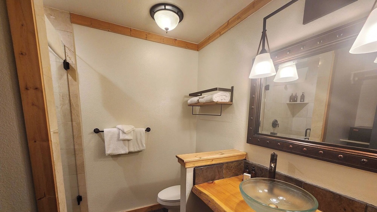 Photo of Bathroom in Mammoth Lakes
