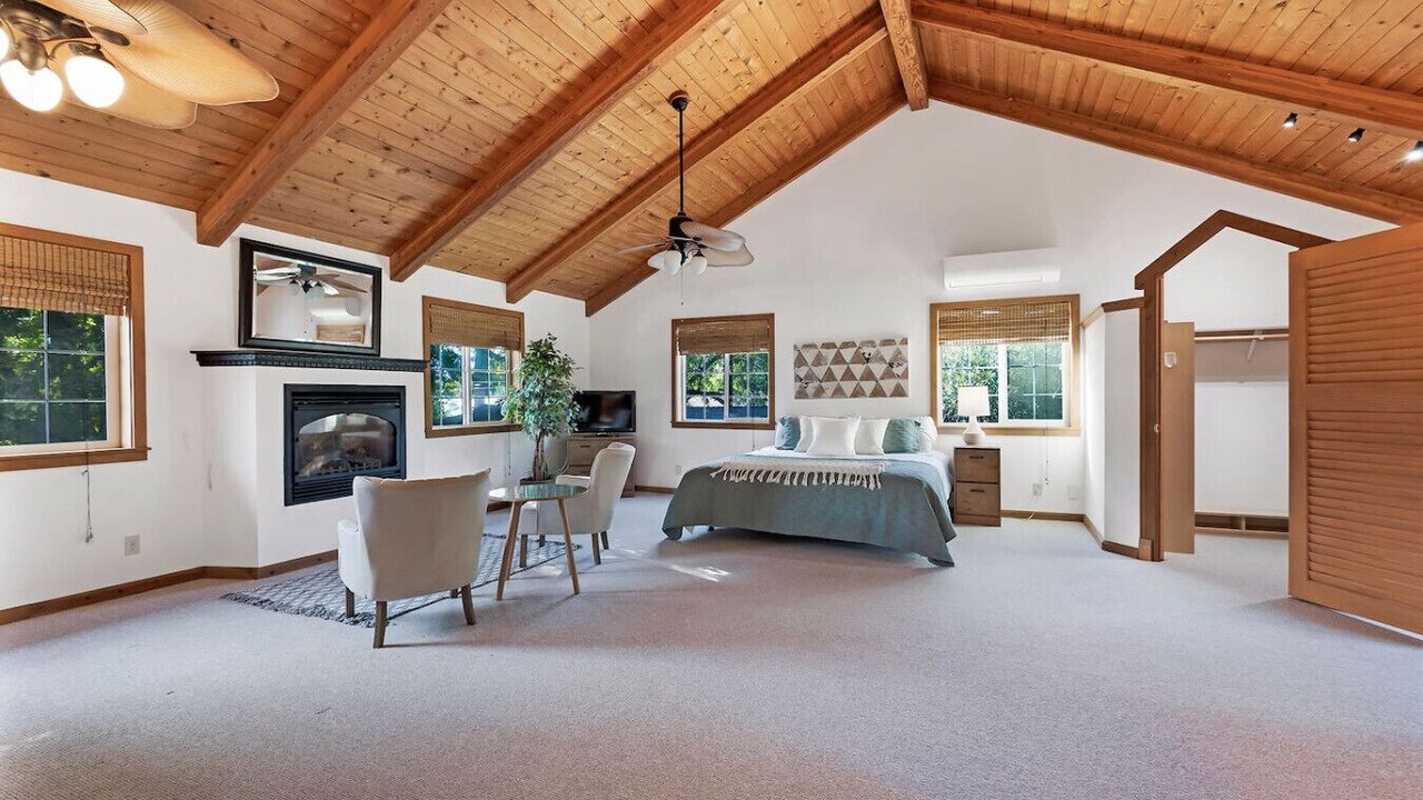 Photo of Bedroom in Chico