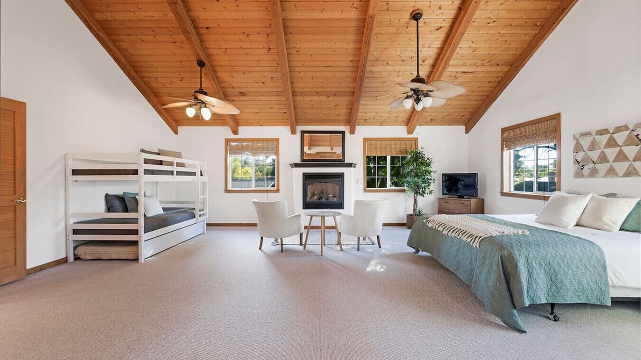 Photo of Bedroom in Chico
