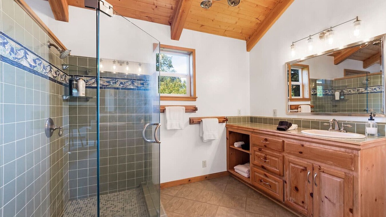 Photo of Bathroom in Chico
