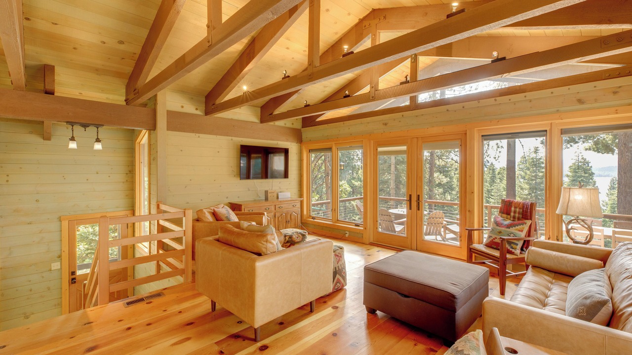 Photo of Bedroom in Lake Almanor Country Club