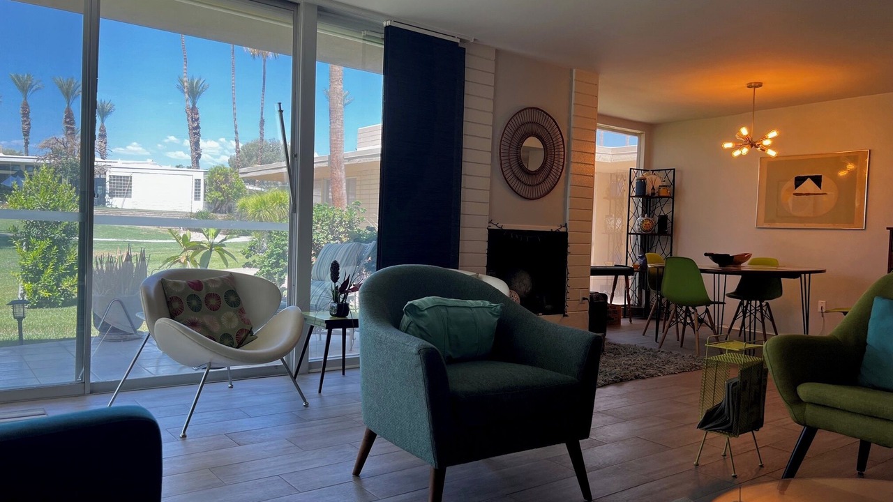Photo of Livingroom in Bermuda Dunes