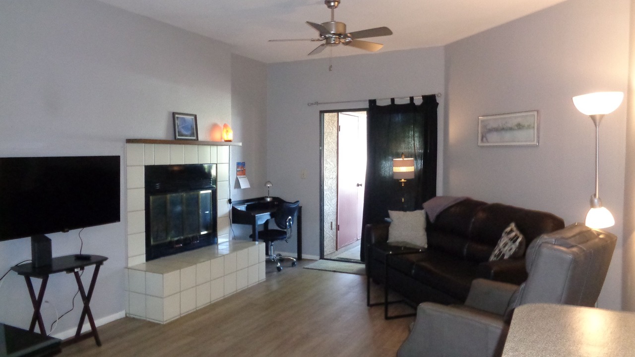 Photo of Livingroom in Camelback East