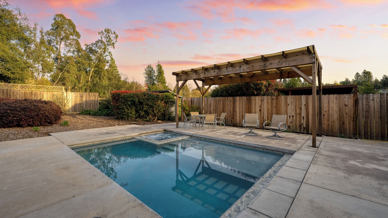 Photo of Outdoor in Freestone