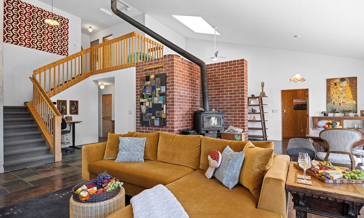 Photo of Livingroom in Gualala