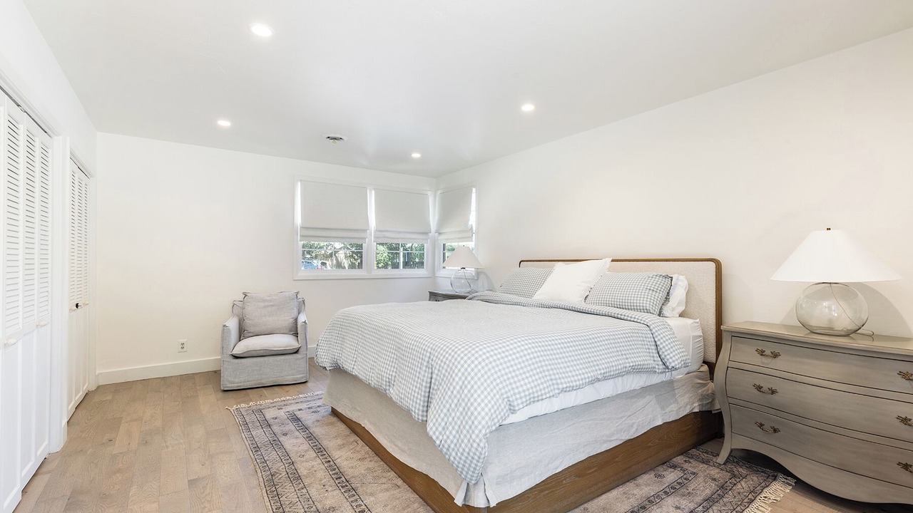Photo of Bedroom in St. Helena