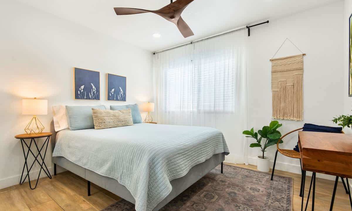 Photo of Bedroom in Sunset