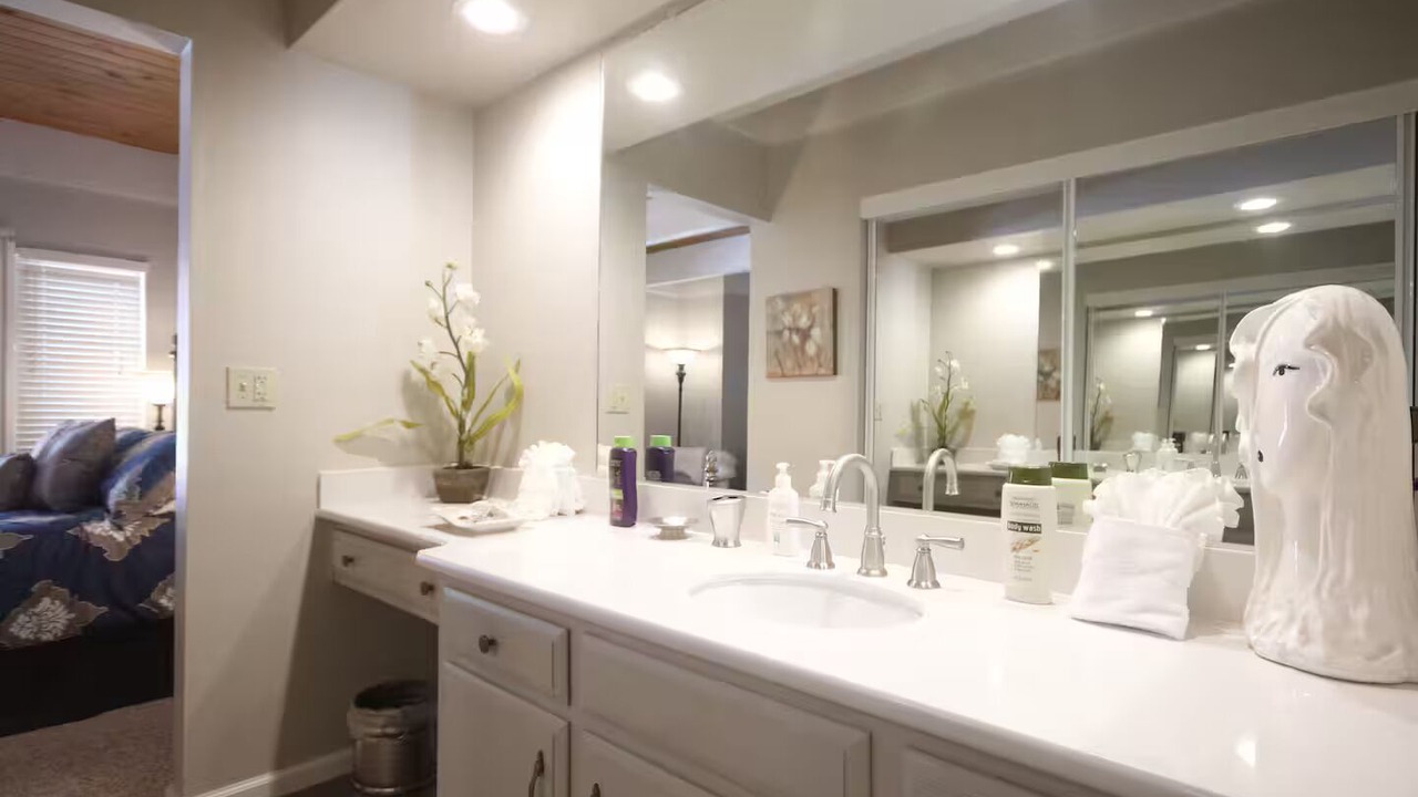 Photo of Bathroom in Tahoe Keys