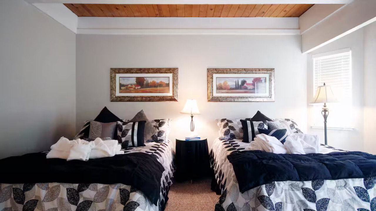 Photo of Bedroom in Tahoe Keys