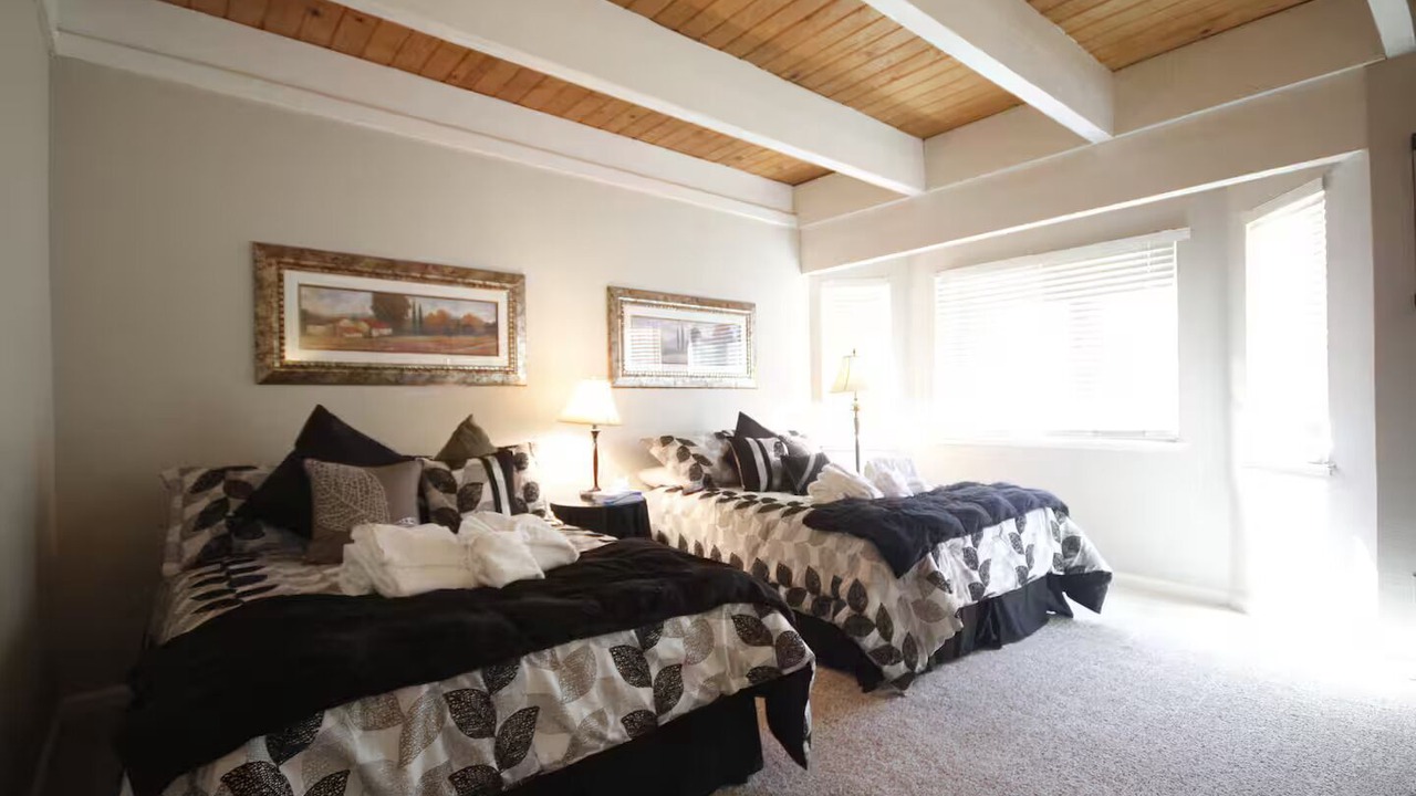 Photo of Bedroom in Tahoe Keys