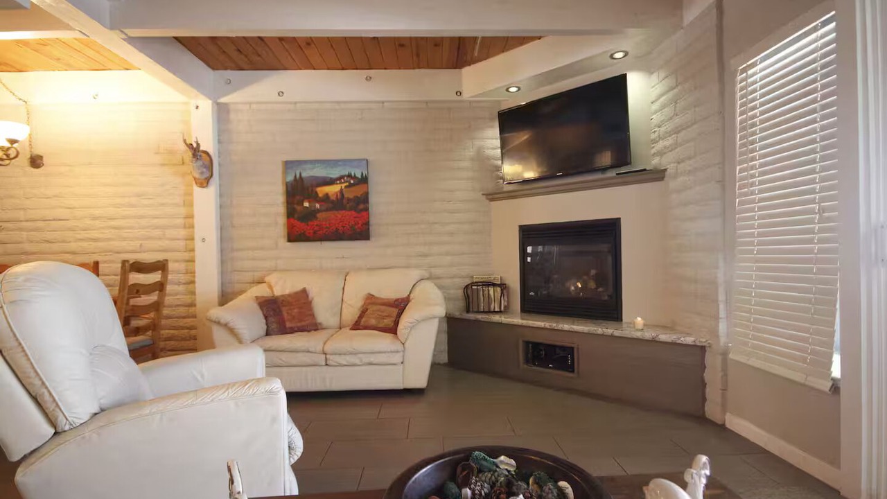 Photo of Livingroom in Tahoe Keys