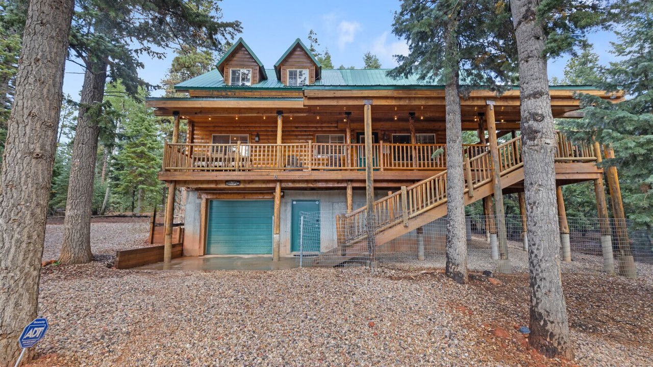 Photo of Outdoor in Meadow View Heights